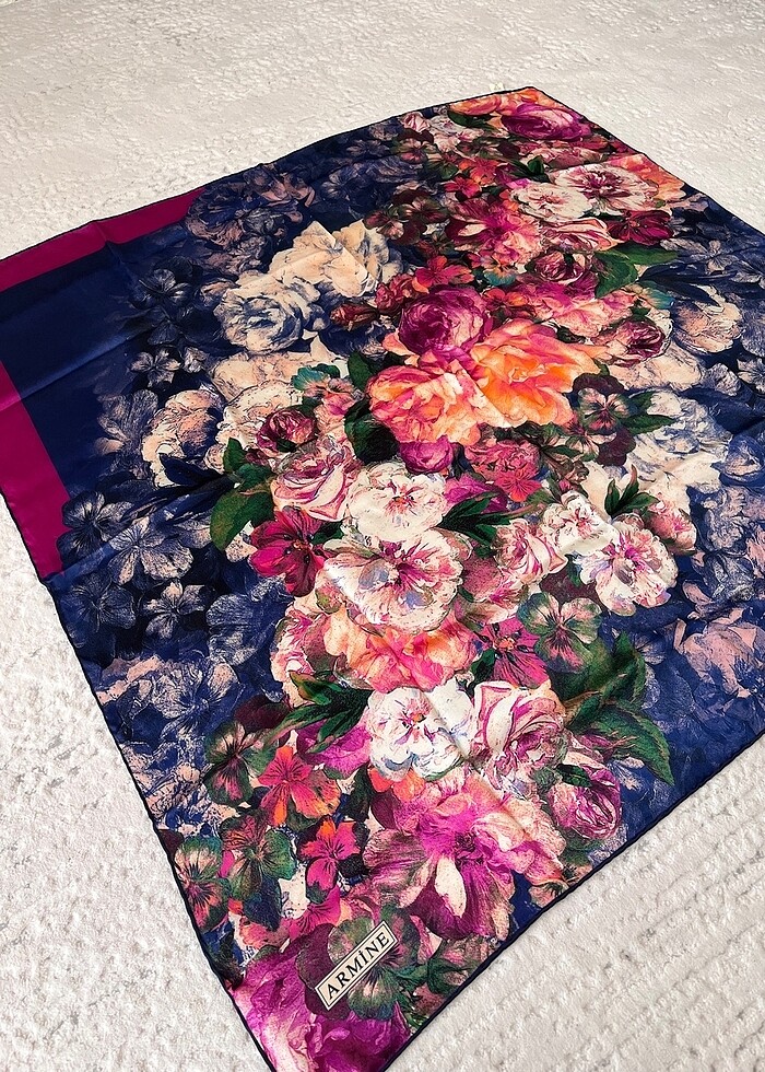 Armine ipek eşarp - Görsel 2