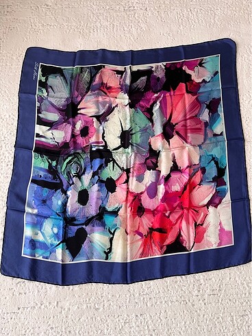 Silk & Cashmere Silk home ipek eşarp
