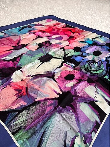 Beden Silk home ipek eşarp