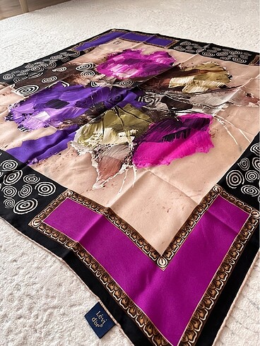 Levidor ipek eşarp - Görsel 6