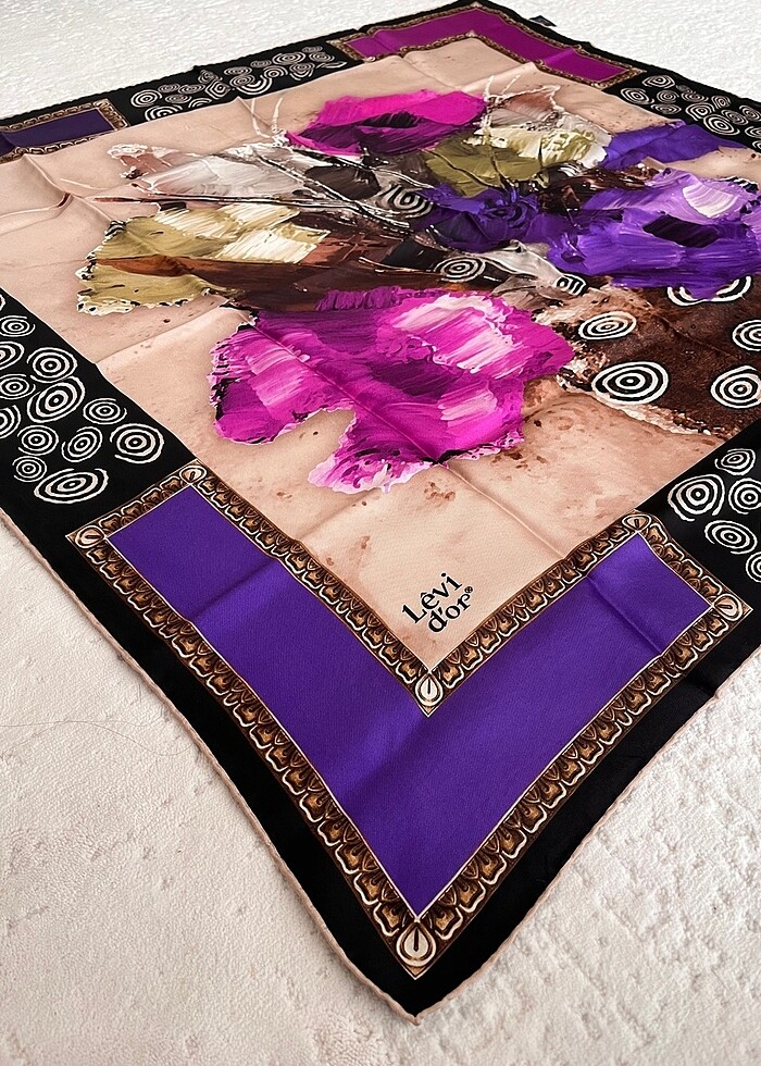 Levidor ipek eşarp - Görsel 3