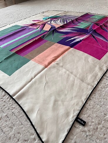 Silk home ipek eşarp - Görsel 5