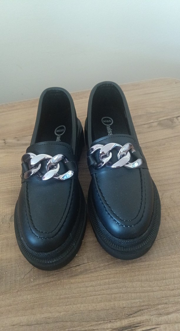 Kız Çocuk Siyah Zincir Tokalı Loafer - Görsel 2