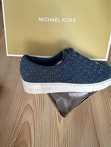 38 Beden Orijinal Michael Kors Ayakkabı