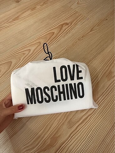 Beden Orijinal Love Moschino Çanta