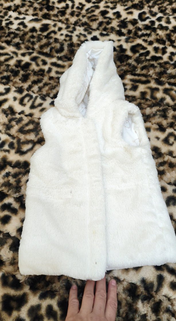 Kız Çocuk Kürklü Yelek - Görsel 4