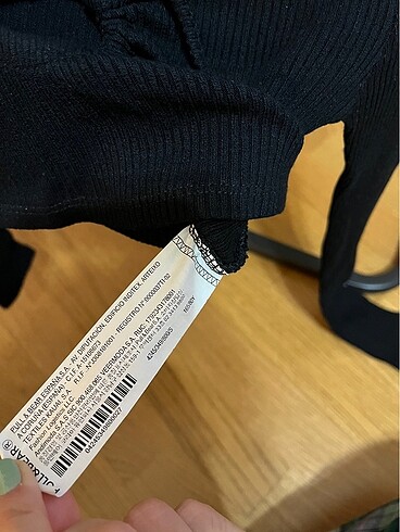s Beden Pull and Bear bluz