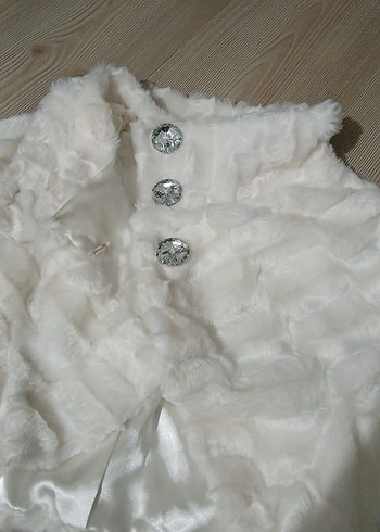 Kız Çocuk Beyaz Kürk Detaylı Bolero - Görsel 3