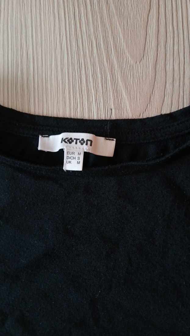 Kız Çocuk Siyah Kısa Kollu Fırfırlı Tişört - Görsel 4