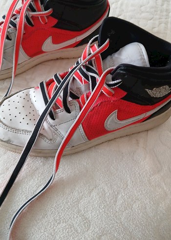 Renkli Kırmızı Erkek Spor Ayakkabı Bağcıkları - Görsel 2