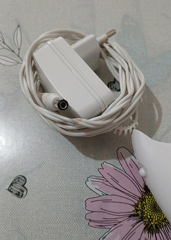 Beyaz Braun Epilatör ve Şarj Aleti - Görsel 2