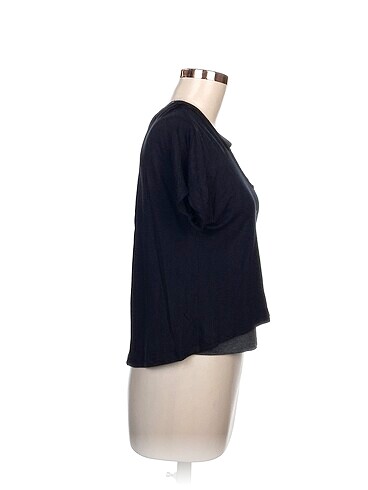 Penti Penti T-shirt %70 İndirimli.