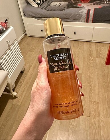 Victoria s Secret Victoria's Secret Bare Vanilla Shimmer Body Mist