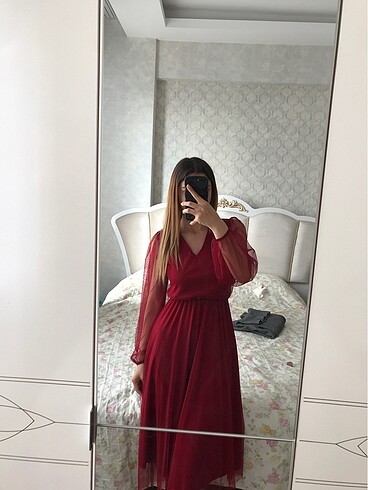Bordo tül V yaka elbise