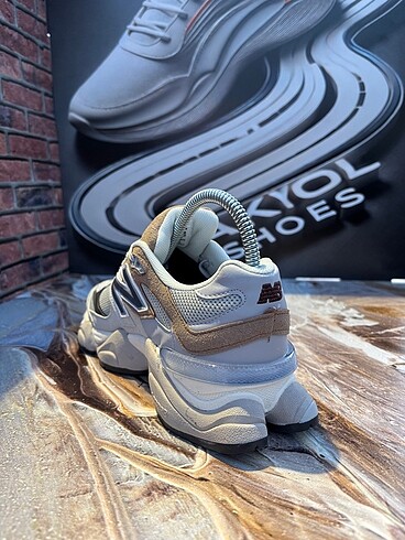 New Balance New Balance 9060 (Premium)