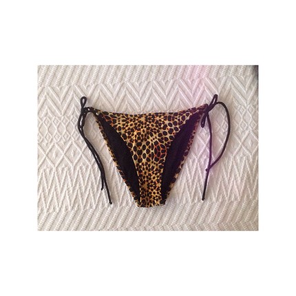 Leopar desen bikini altı