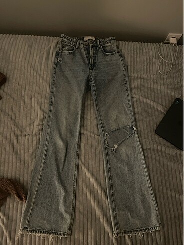 stradivarius flare pantalon 34 beden