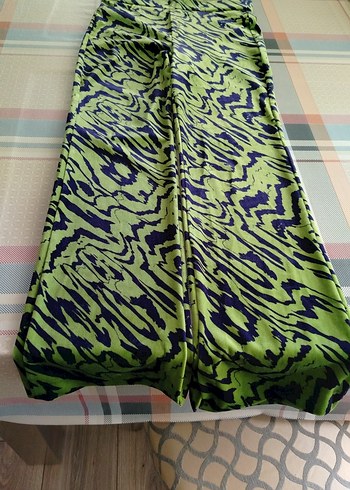 Zara Renkli Batik Desenli Kadın uzun Pantolon marka zara