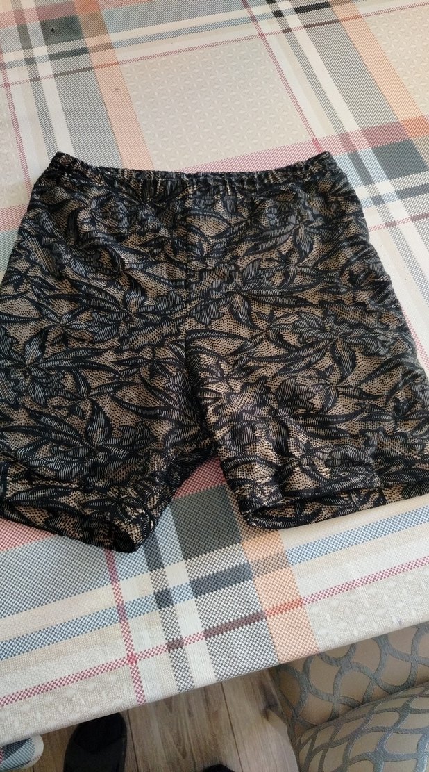 Dantel Detaylı Koyu Kahverengi Hamile Mini Şort - Görsel 2