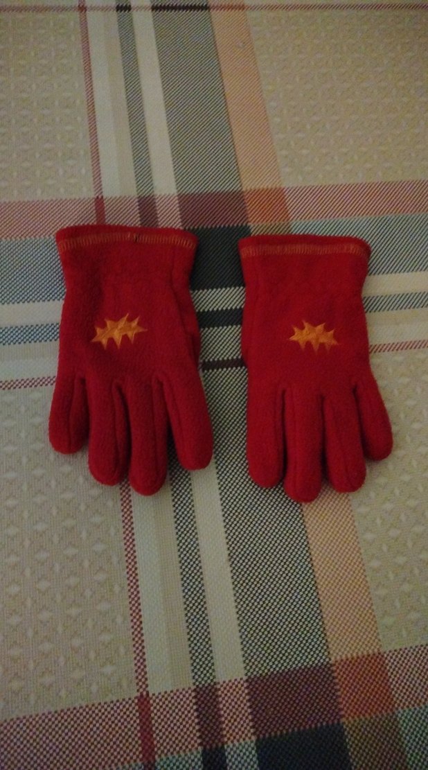 Nakışlı Kırmızı Erkek Eldivenleri 5 yaş - Görsel 2