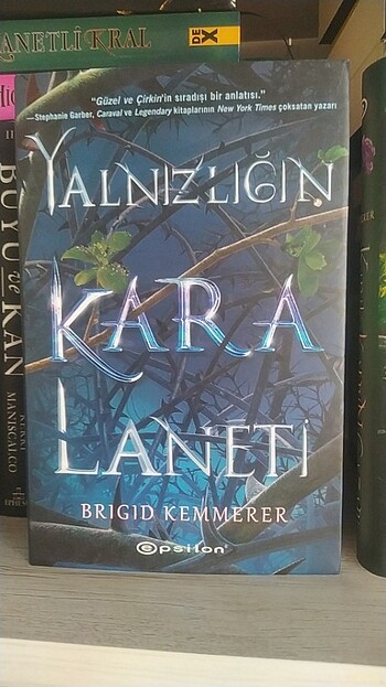 Yalnızlığın kara laneti (2 kitap)