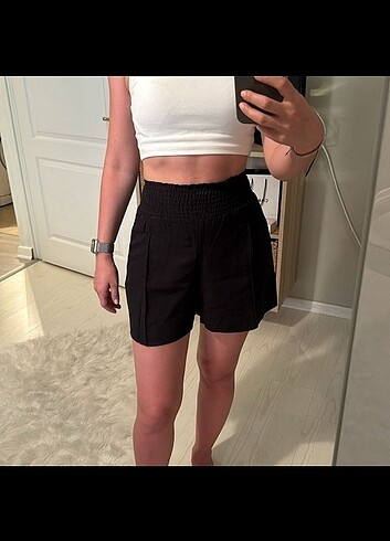 xs Beden siyah Renk Bershka şort
