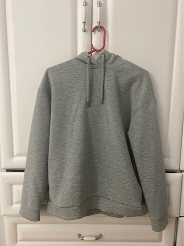 Stradivarius gri sweatshirt