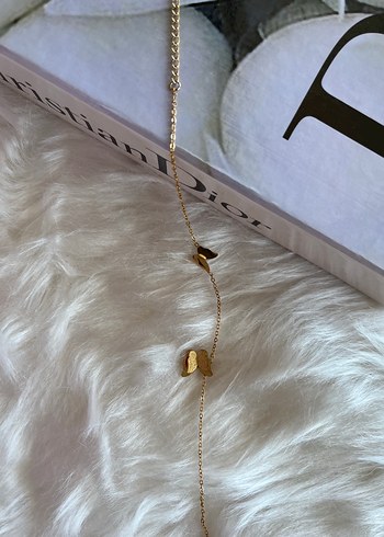 Altın Renk Kelebekli Zincir Detaylı Kadın Bileklik - Görsel 3