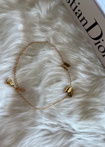 Altın Renk Kelebekli Zincir Detaylı Kadın Bileklik - Görsel 2