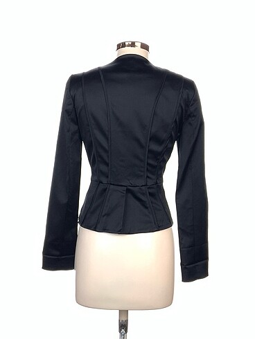 38 Beden ipekyol Blazer %70 İndirimli.