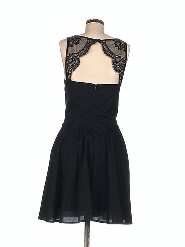 s Beden Vintage Love Kısa Elbise %70 İndirimli.