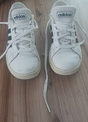 31 Beden beyaz Renk Çocuk orijinal adidas Sneaker