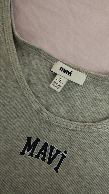 Mavi Jeans Mavi logo baskılı gri atlet 