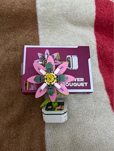 Diğer Lego çiçek