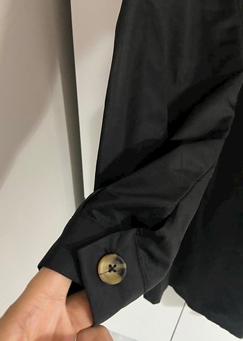 Düğmeli Siyah Midi Kadın Trençkot - Görsel 3