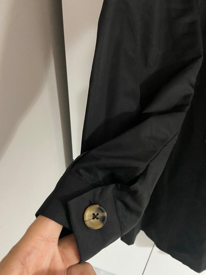 Düğmeli Siyah Midi Kadın Trençkot - Görsel 3