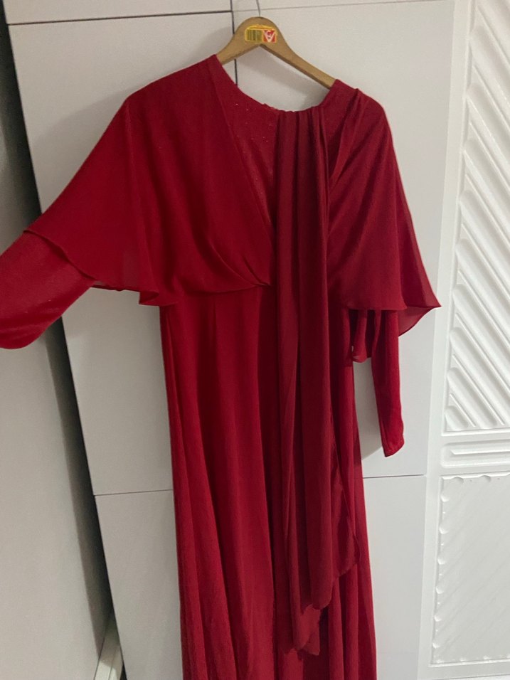 Klasik Şıklık Kırmızı Uzun Kollu Elbise - Görsel 3