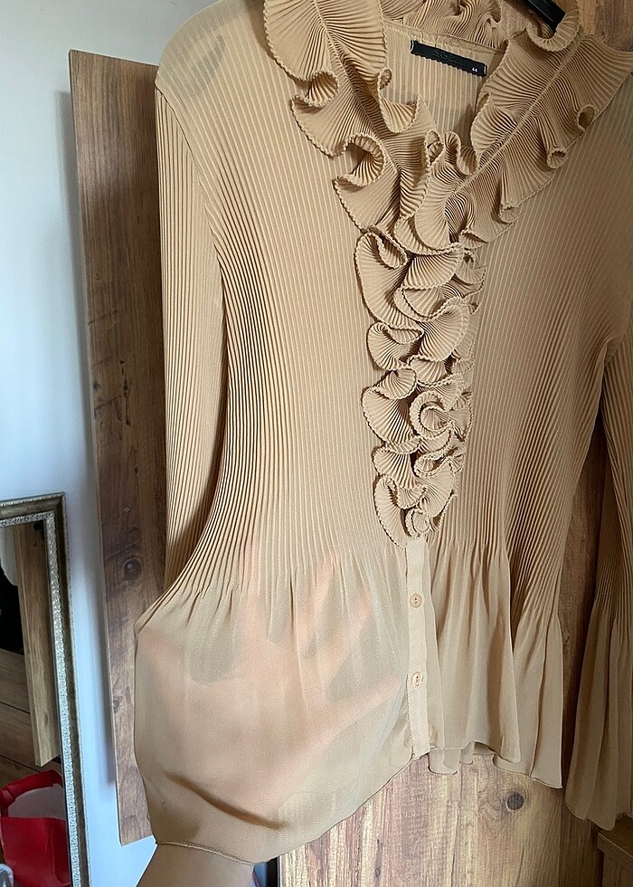 fırfırlı bluz - Görsel 2