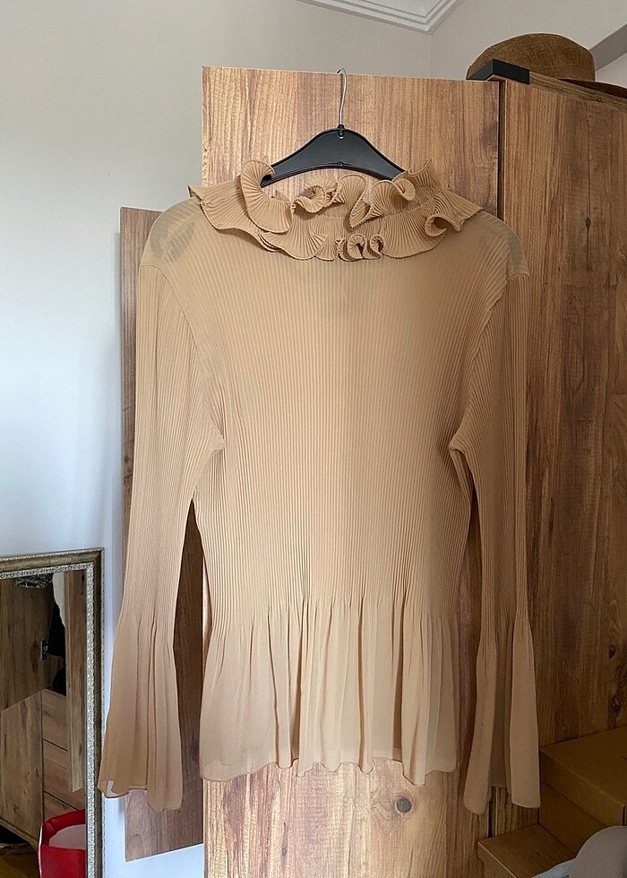 fırfırlı bluz - Görsel 5