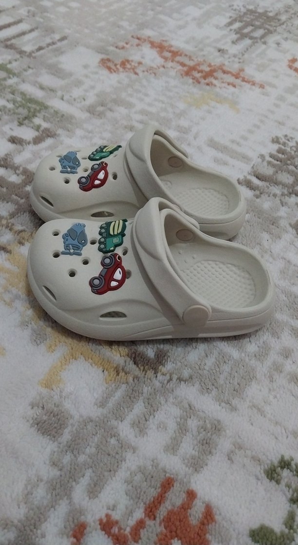 Erkek Çocuk Beyaz Kaydırmaz Terlik - Görsel 3