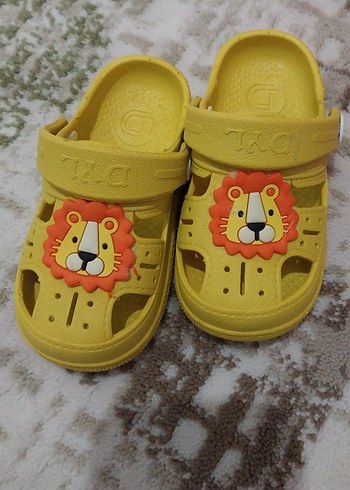 Sarı Aslan Desenli Erkek Çocuk Terlik - Görsel 3