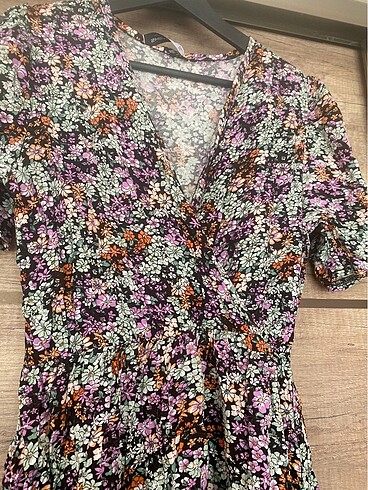 Çiçekli elbise - Görsel 2
