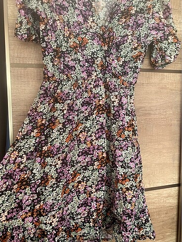 Çiçekli elbise - Görsel 5