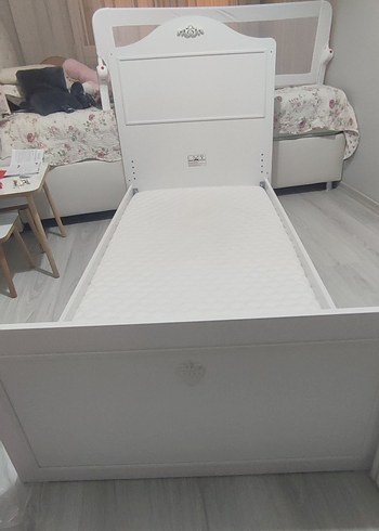 Beyaz Çocuk Yatağı ve Başlığı - Görsel 9