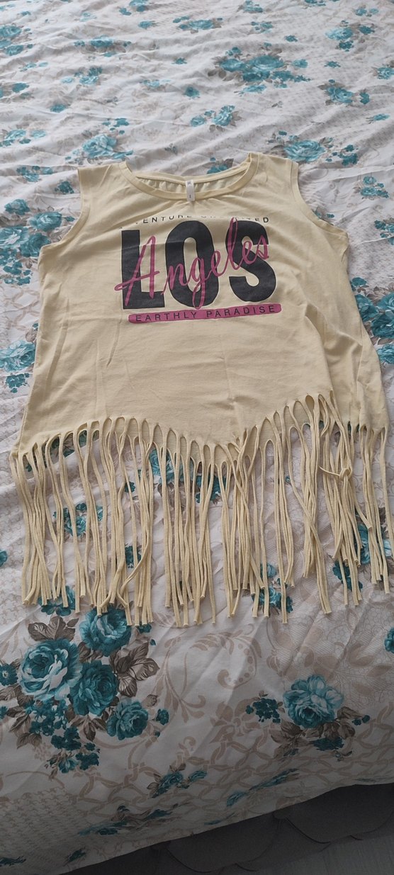 Püsküllü Kolsuz Tişört - Görsel 2