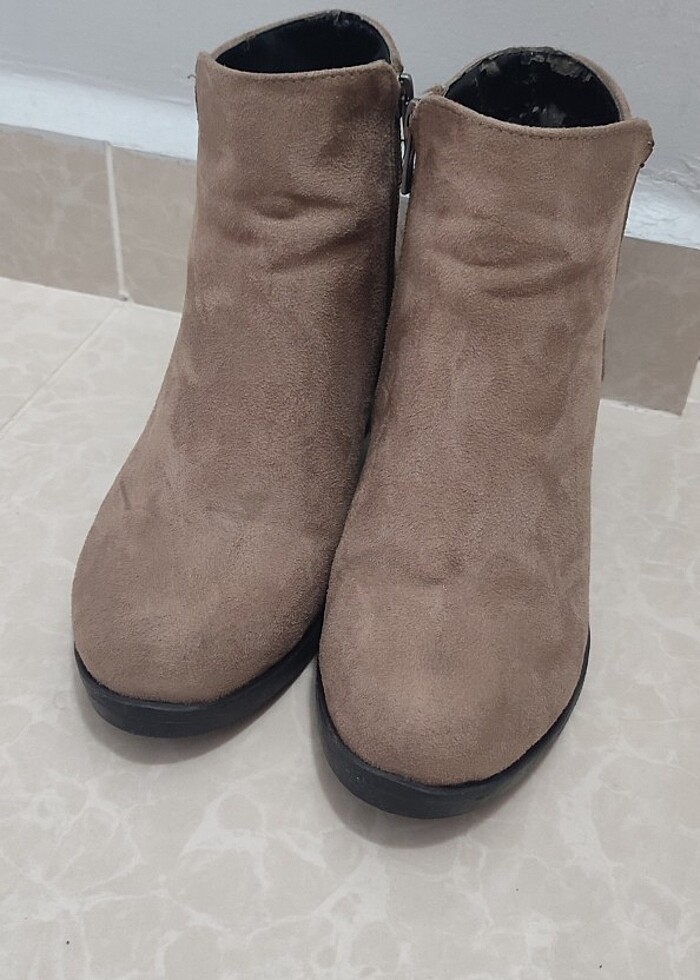 Kadın bot ayakkabı - Görsel 2