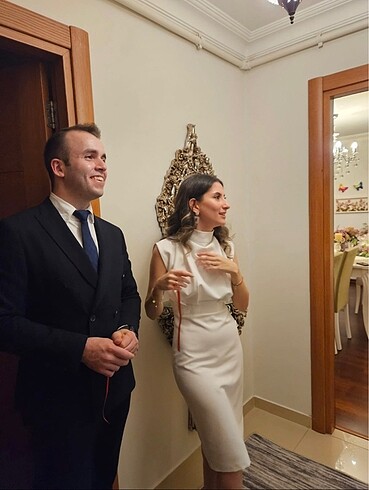 Beyaz elbise