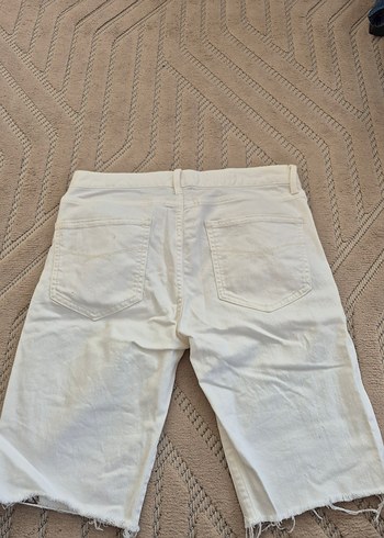 Beyaz Pamuklu Kısa Bermuda Şort - Görsel 7