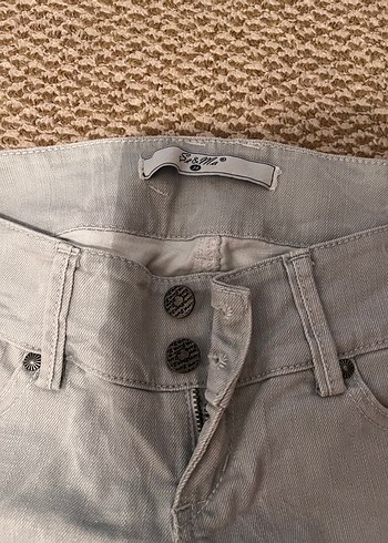 Diğer Gri Mini Denim Düğmeli Kadın Pantolon
