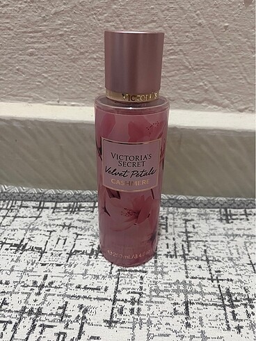 Victoria secret vücut spreyi
